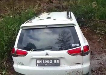 Keadaan Mobil Laka Tunggal di Tanjab Timur./ doc.ist